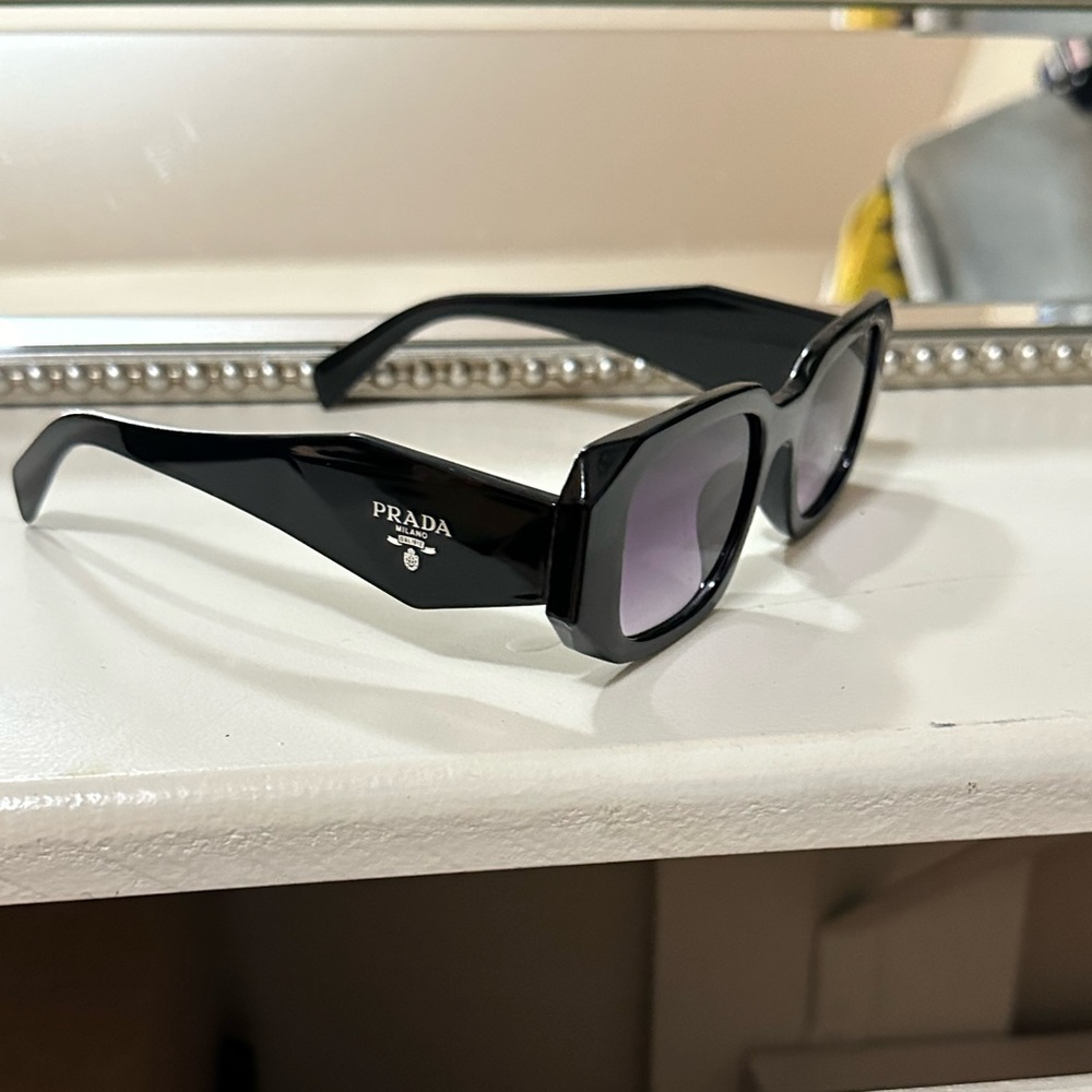 Black Prada Glasses